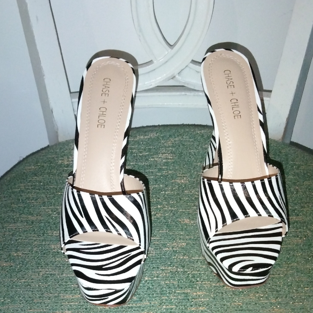 Chase + Chloe Black and White Platform Mules